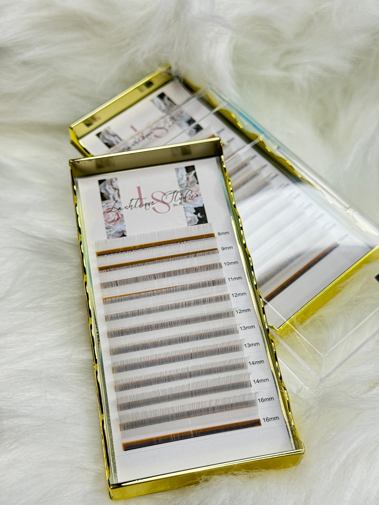 White Lash trays